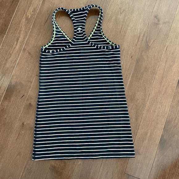 Ivivva tank // black // 10 - Picture 2 of 2